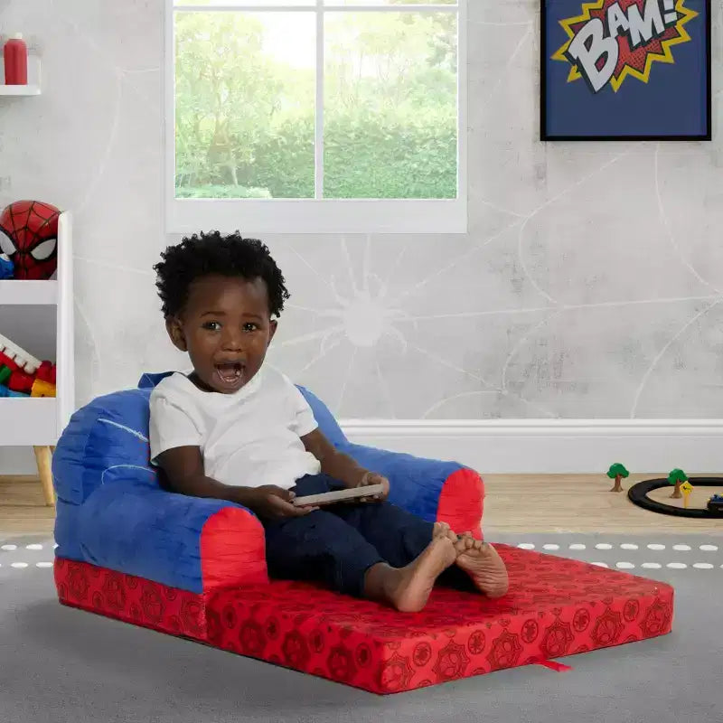 Sedia pieghevole per bambini con braccioli
