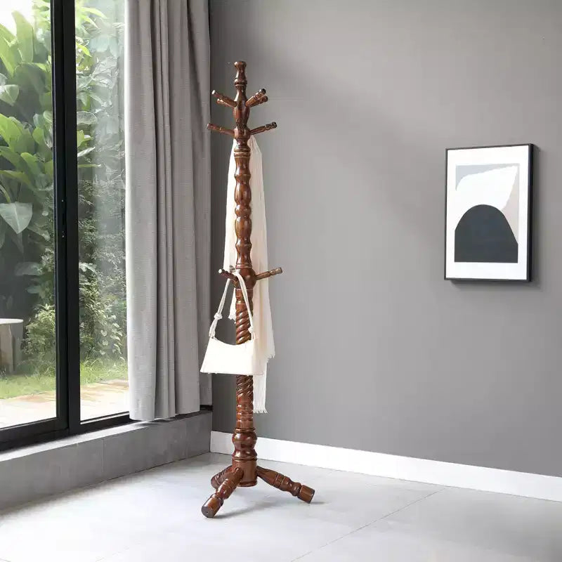 Appendiabiti da terra in legno da 188 cm con 11 ganci